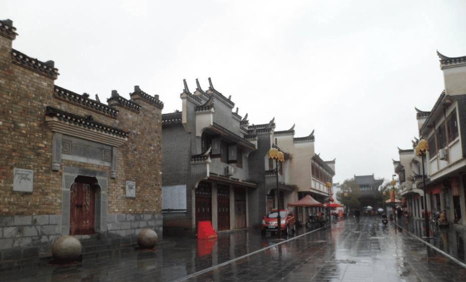 在你升职考核的时候父母生病需要照顾，你会怎么选择？游戏画面